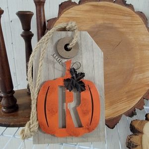 Fall Door Hanger Letter "R"